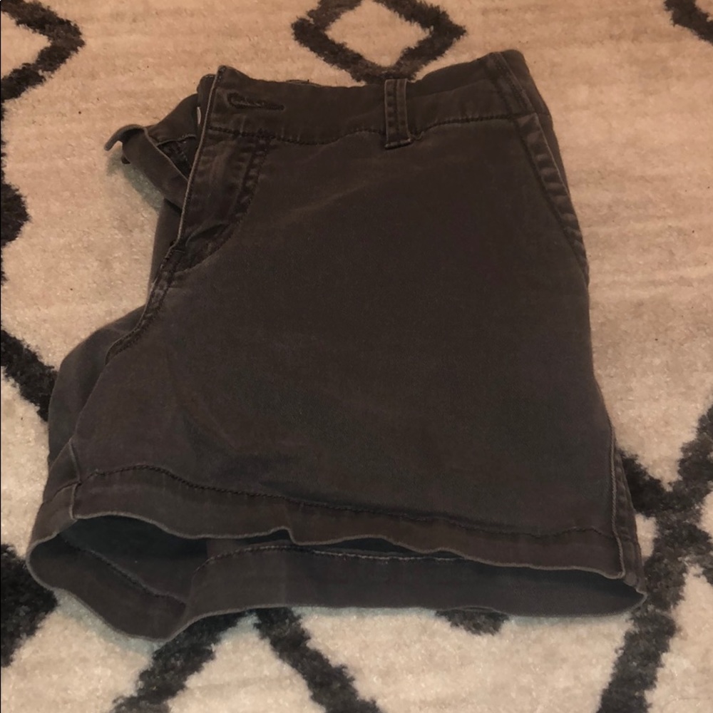 Size 7/8 grey Maurices shorts